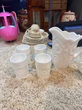 White Milk Glass Pitcher and Tumbler Set - Elegant Embossed Pattern